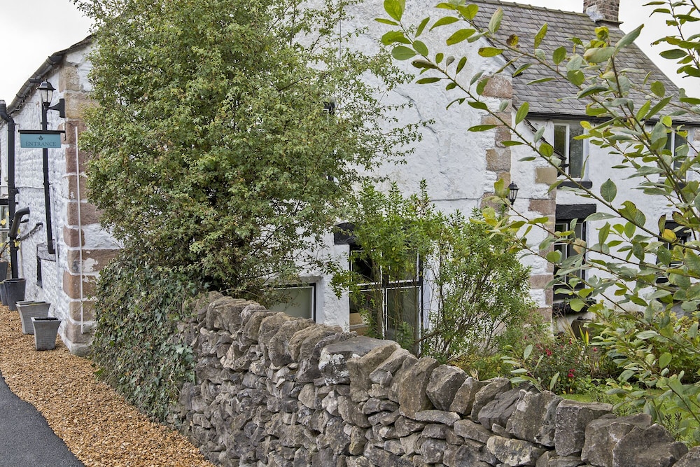 Hawthorn Farm Guest House 35/50