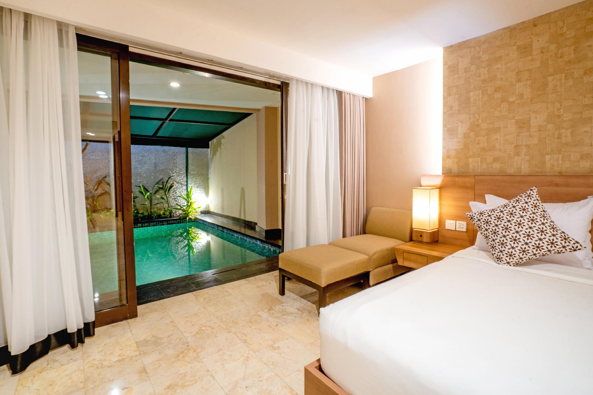 DELUXE, SUITE, PRIVATE POOL