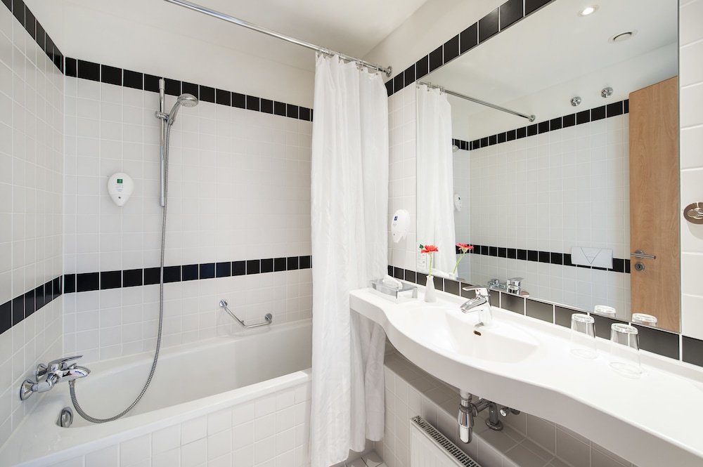 Azimut Hotel Munich 48/50