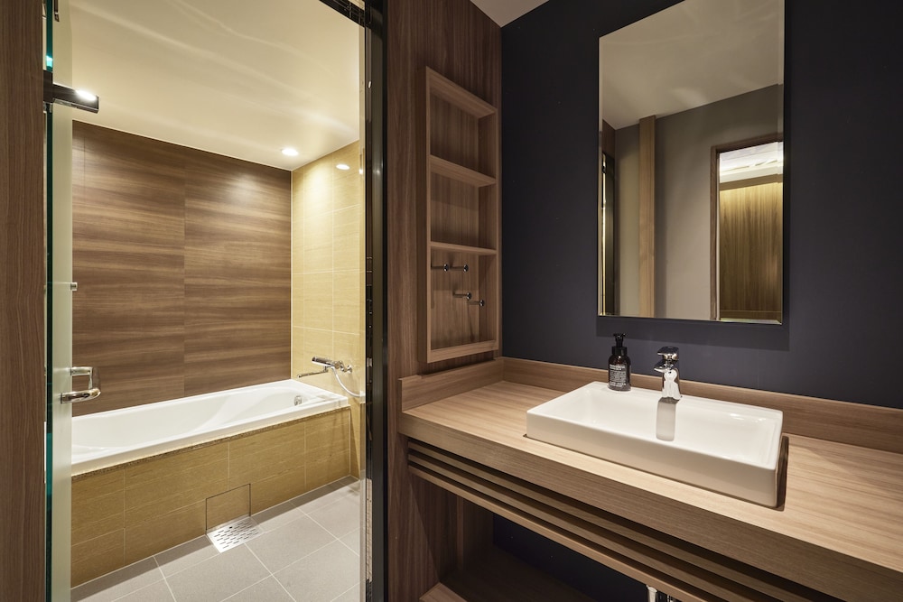 ALFIT HOTEL & BAR AKASAKA 46/50