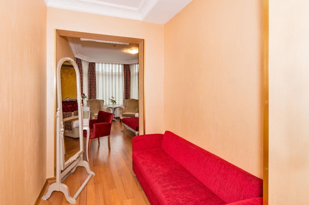 Hotel Santa Hill 16/30