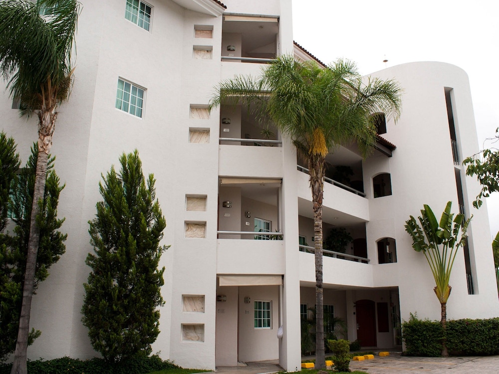 Aurea Hotel And Suites 4/50