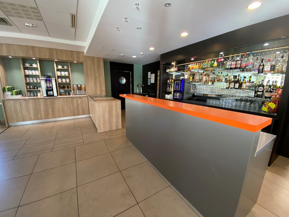 Ibis Styles Flers 2/32