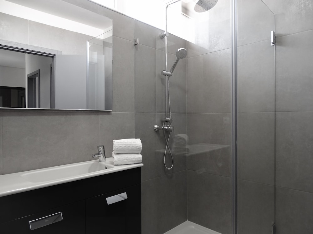 Rs Porto Apartments 20/21