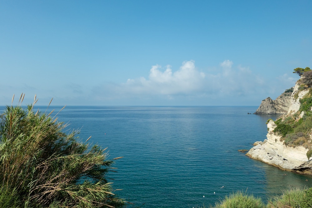 Hotel Ischia Casa Nicola 36/50