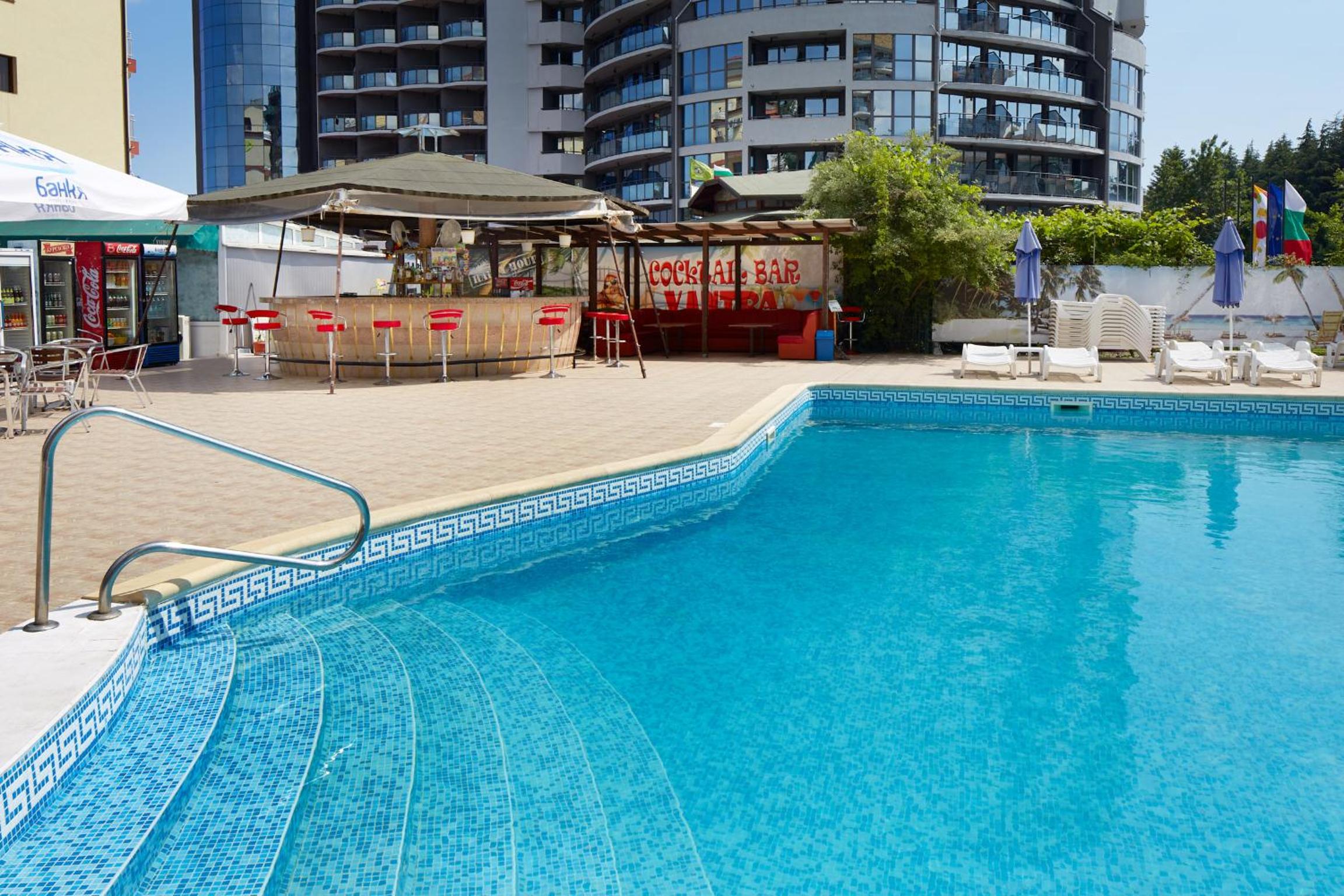 Hotel Yantra 19/21