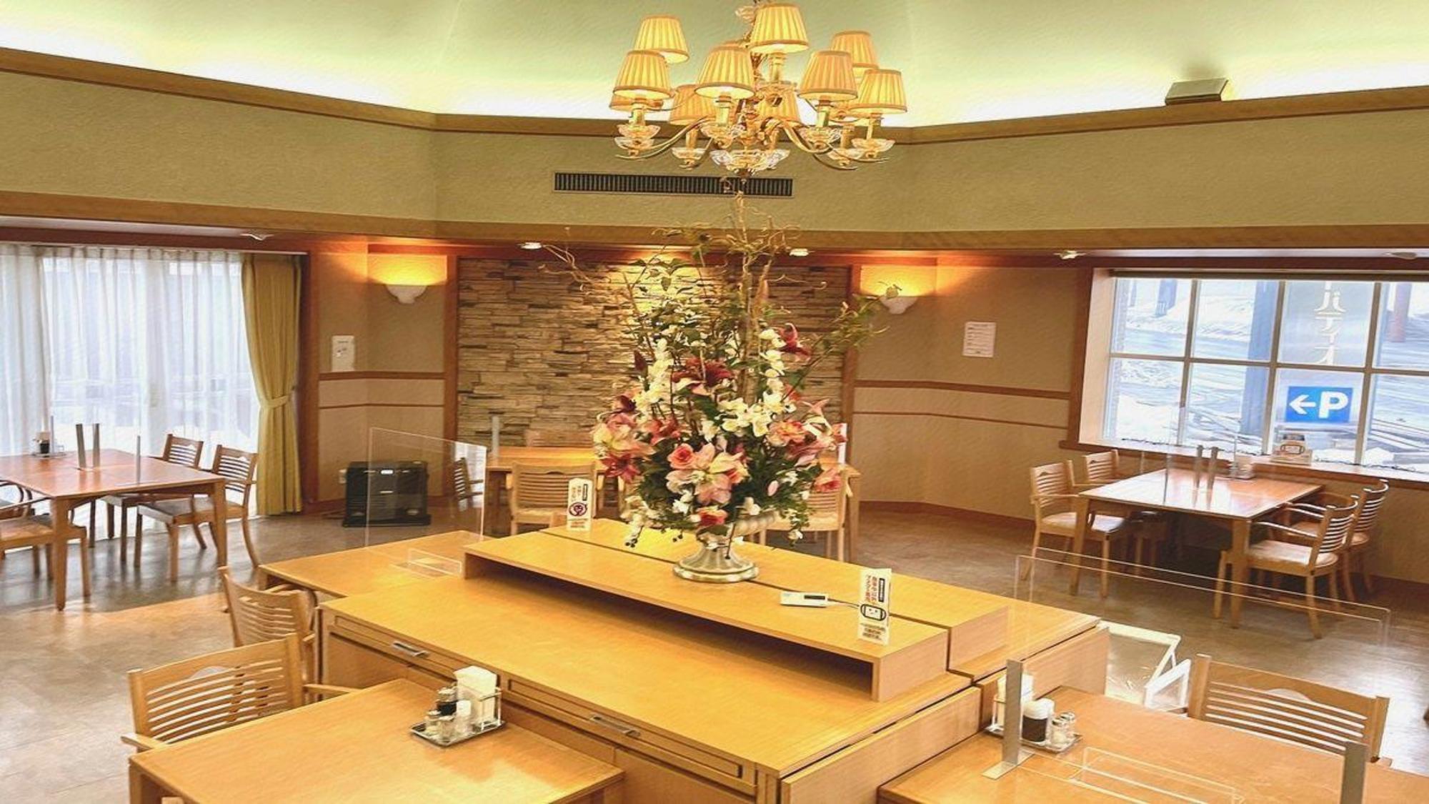 Hotel Sunroute Patio Goshogawara 11/22