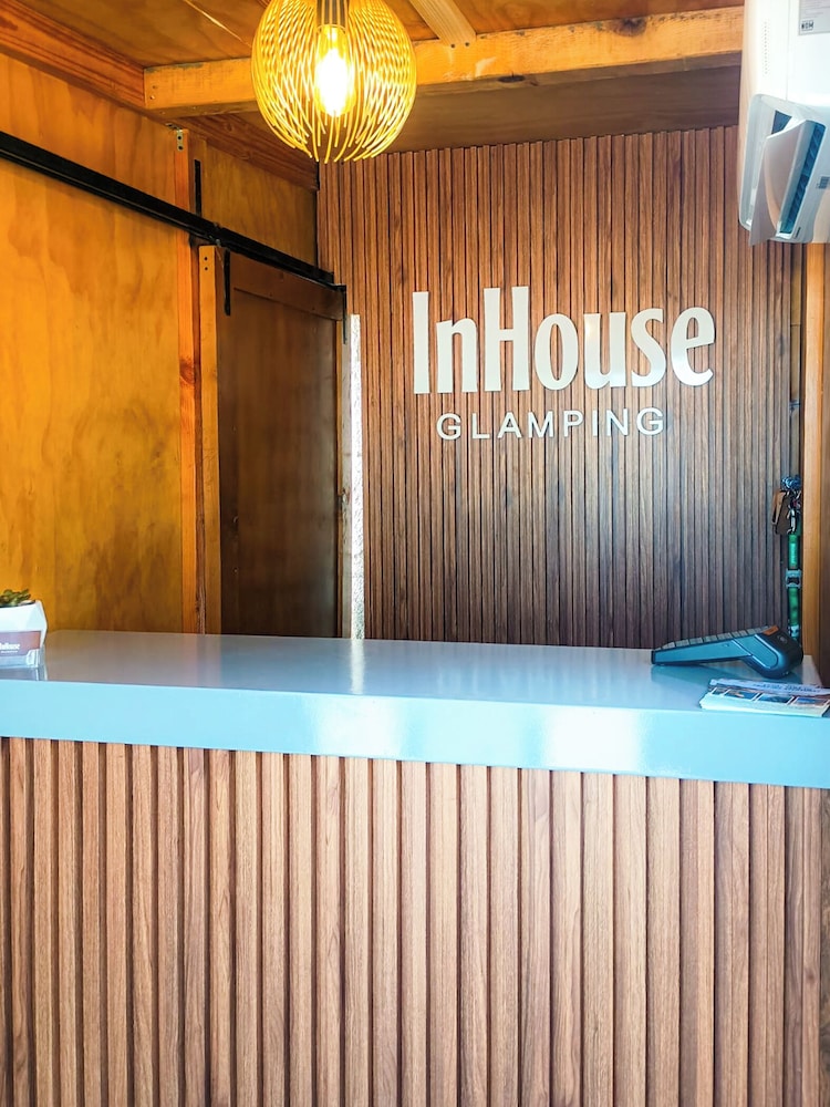 Inhouse Glamping 6/50