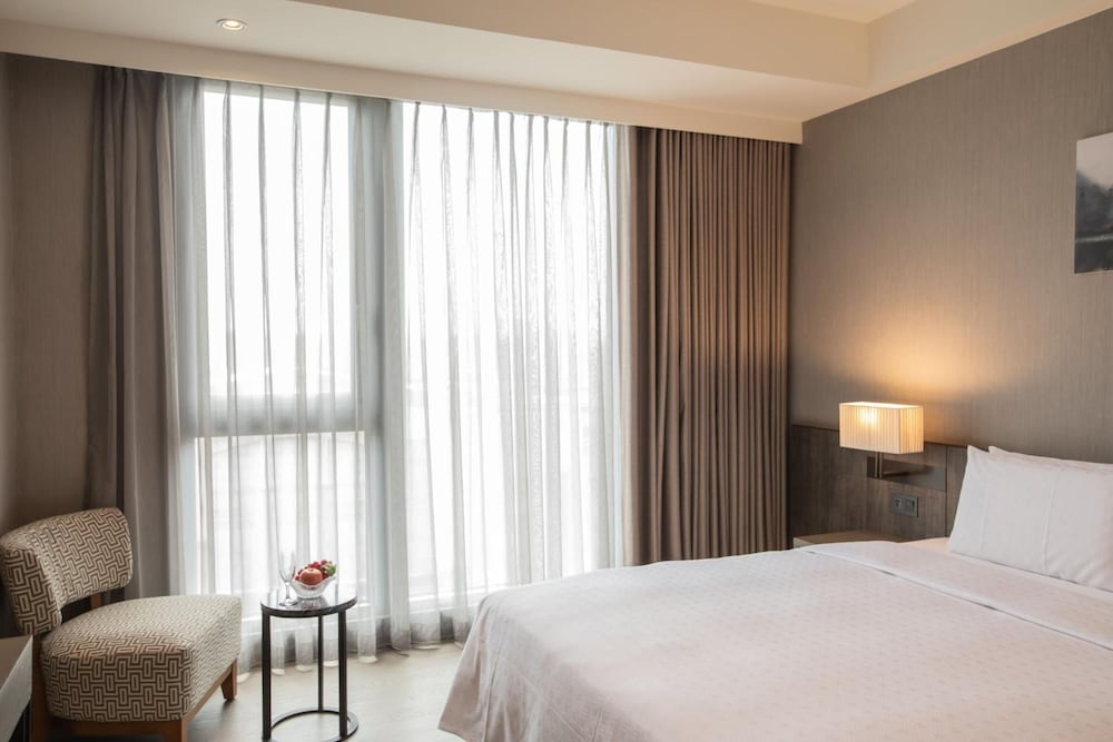 Jin Shi Hu Hotel 10/35