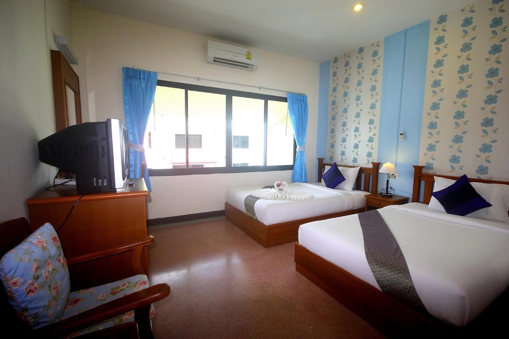 My Place At Surat Hotel 17/63