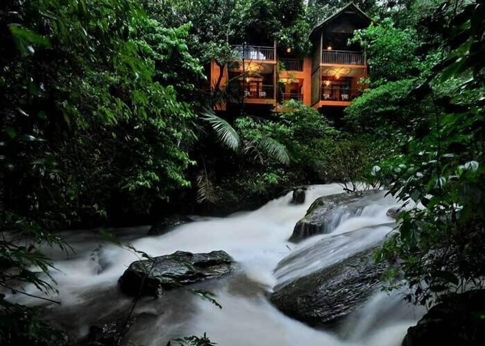 VYTHIRI RESORT 47/55