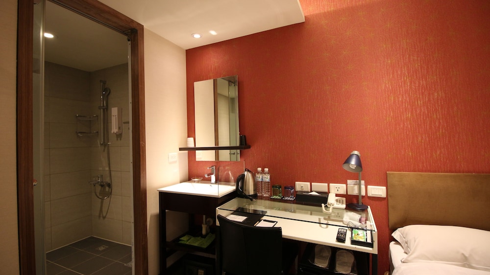 Hotel Puri Ximen Branch 36/65