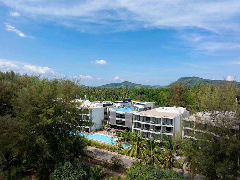 Radisson Blu Resort, Phuket Mai Khao Beach 2/50