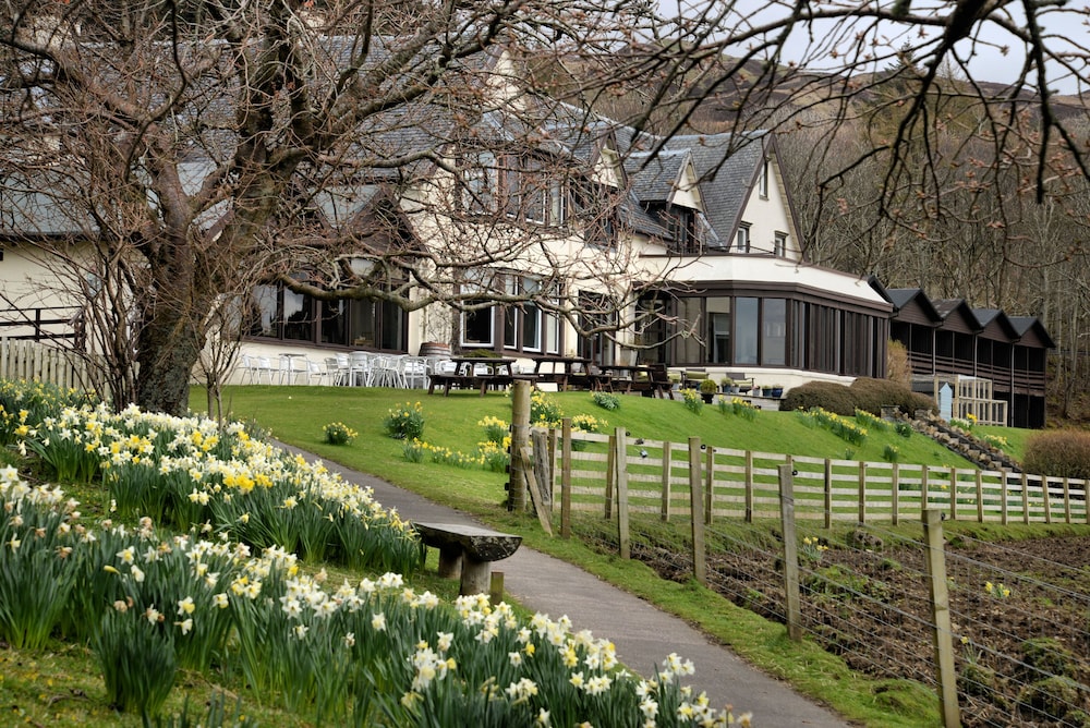 Loch Melfort Hotel 61/72
