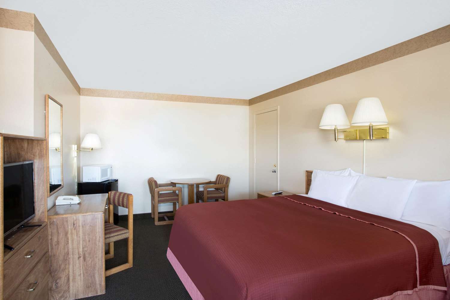 Howard Johnson By Wyndham Brigham City 5/16