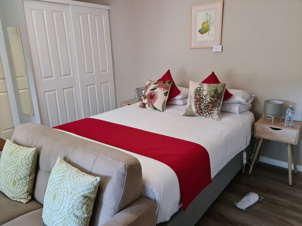 Oyster Cove Chalets 4/42