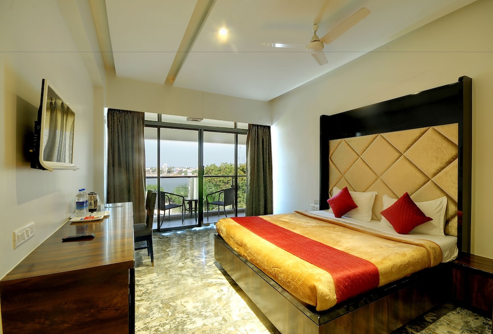HOTEL APAAR