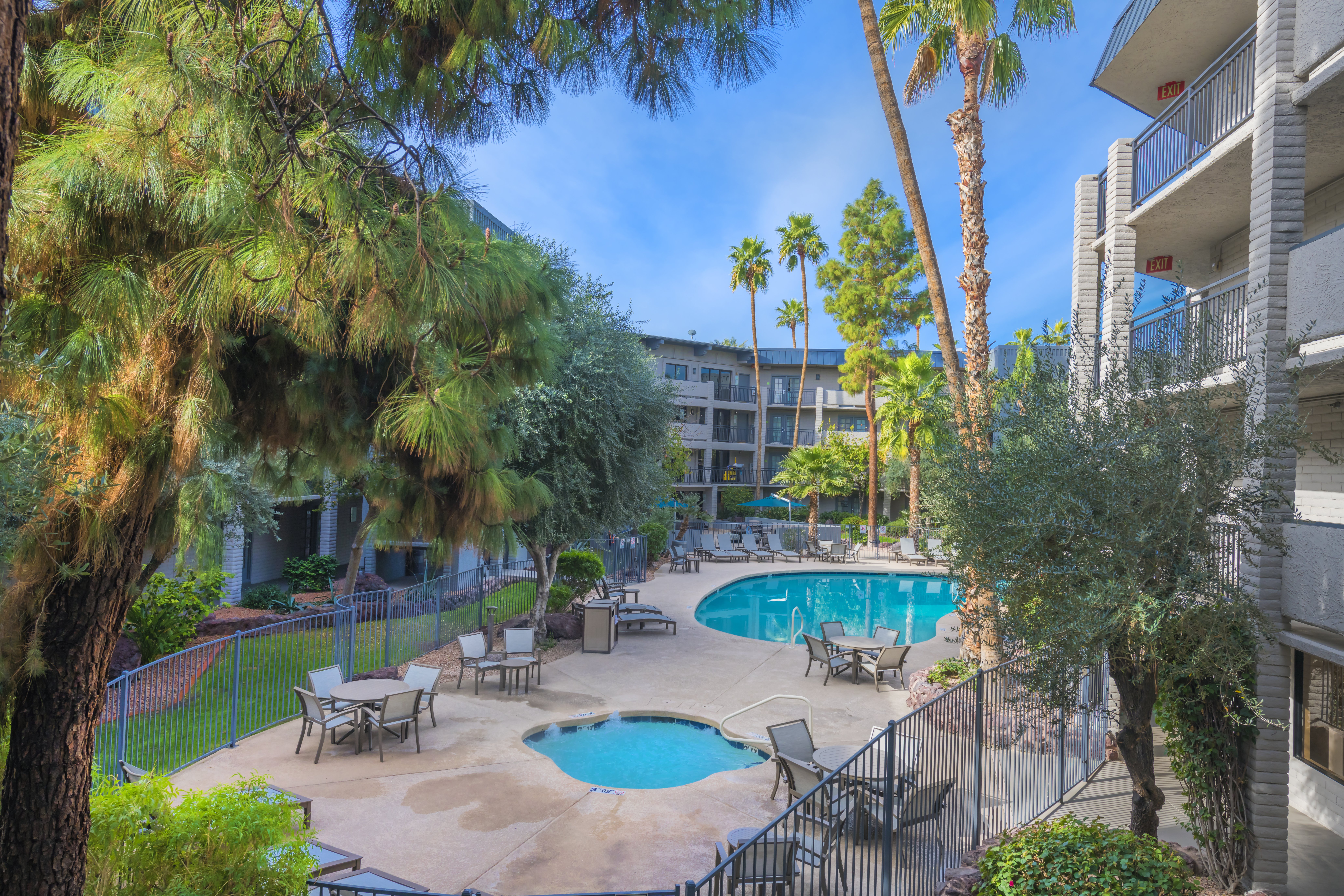 Holiday Inn Hotel And Suites Phoenix Airport North 80/86