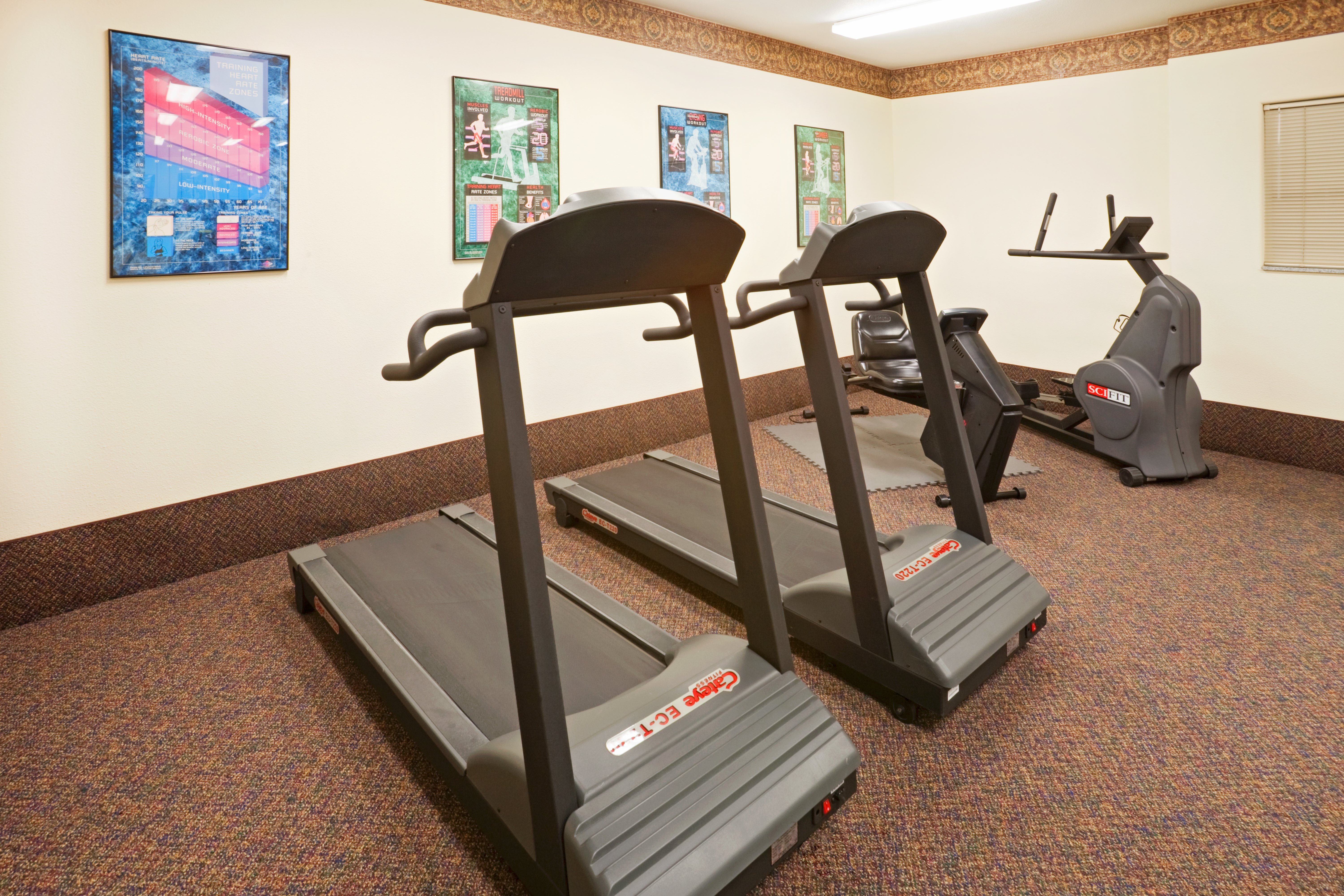 Candlewood Suites Tyler 33/54