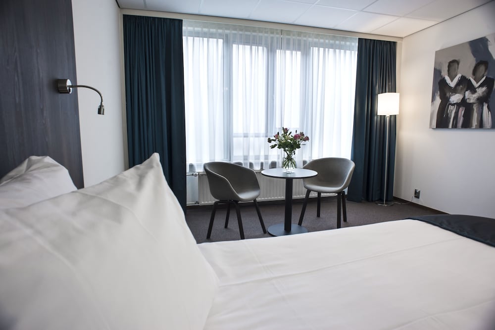 Hotel de Jonge 34/67