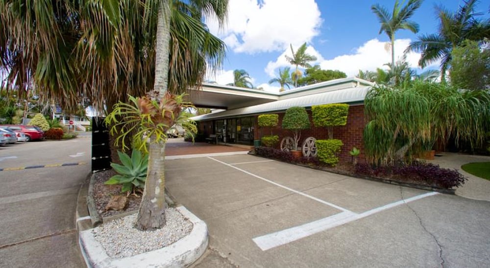 Ingenia Holidays Taigum Formerly Colonial Village 8/76