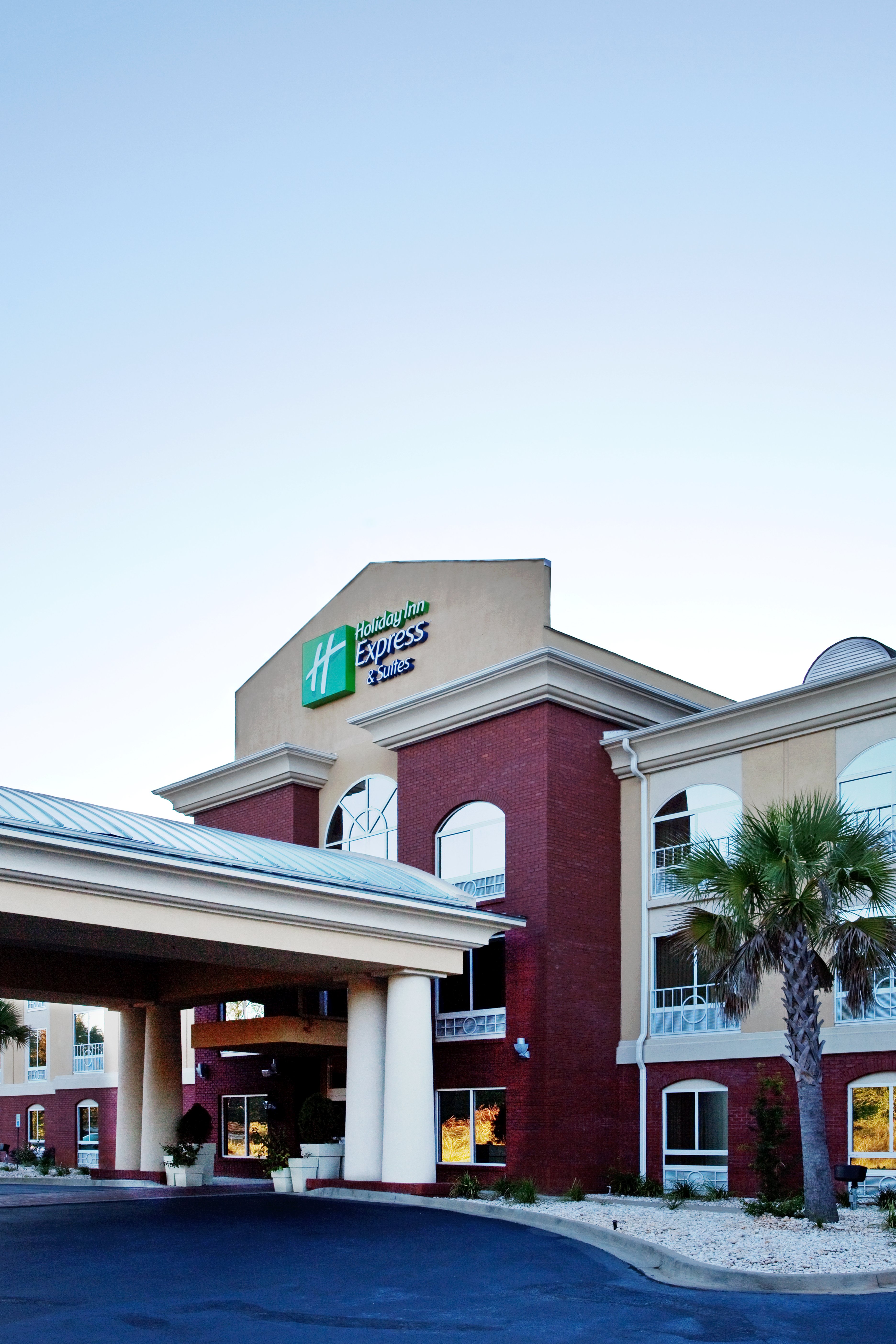 Holiday Inn Express Hotel And Suites Camden I20 Hwy 521 4/54