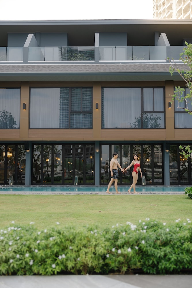 Ten Six Hundred, Chao Phraya, Bangkok by Preference 3/58