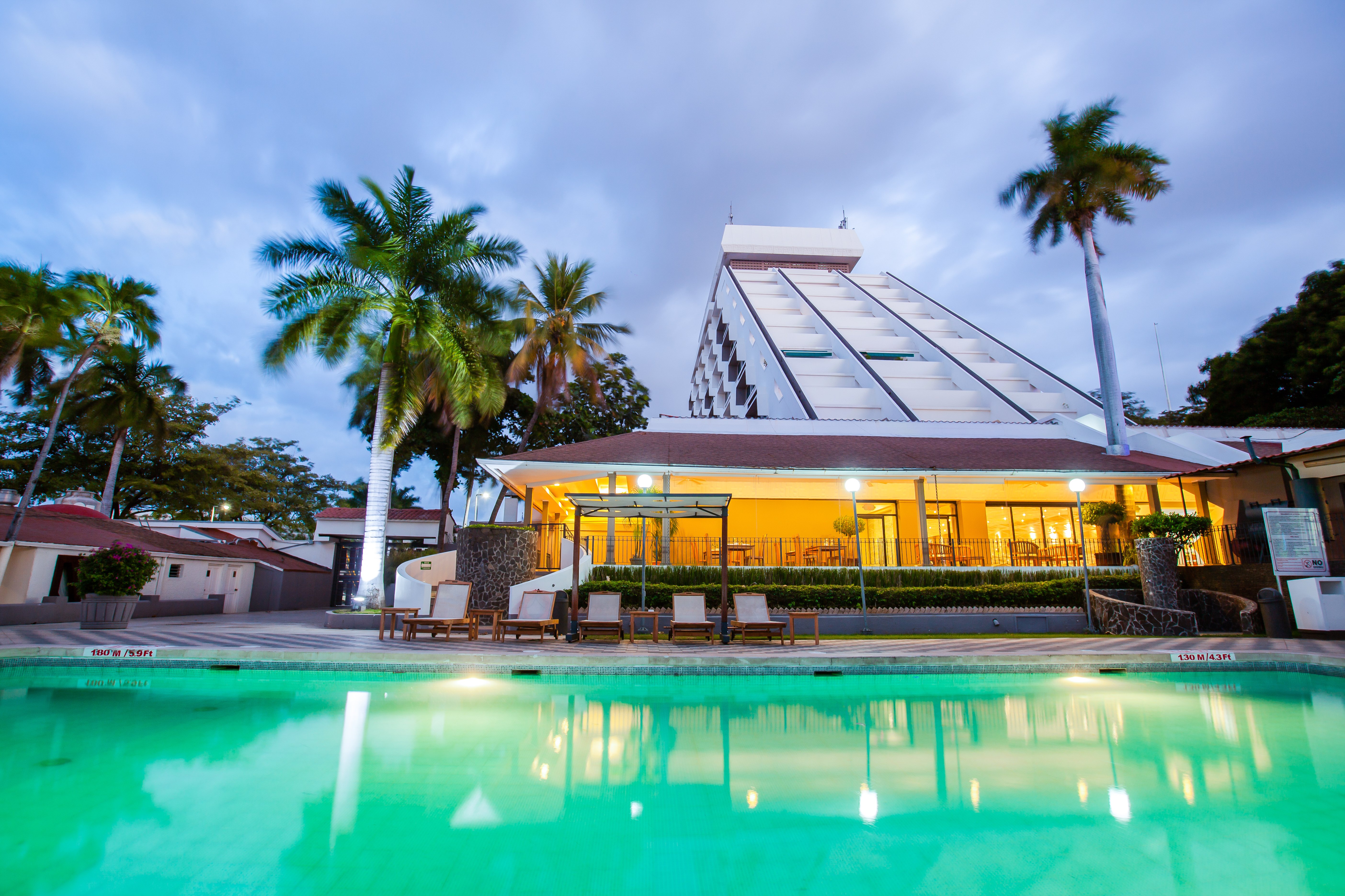 Crowne Plaza Managua 4/81