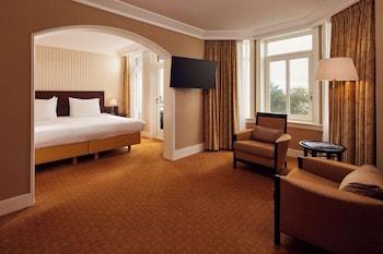 Superior, Twin Beds