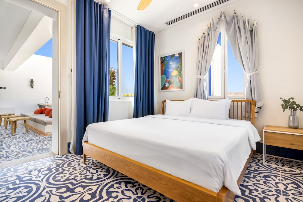 3 BEDROOMS, MOUNTAIN, PENTHOUSE