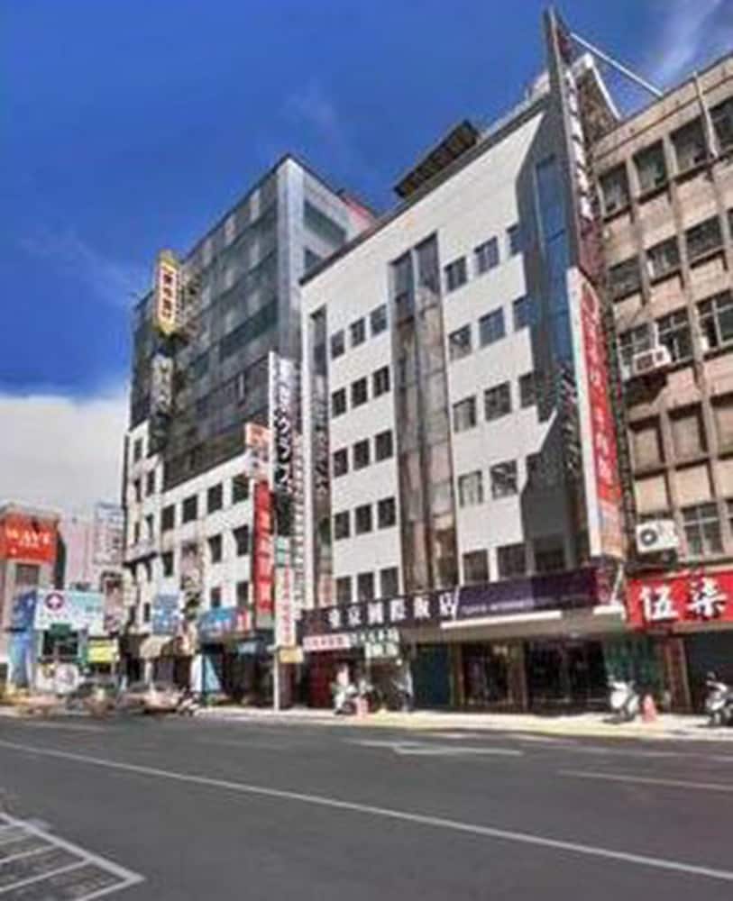 Tokyo International Hotel 1/58