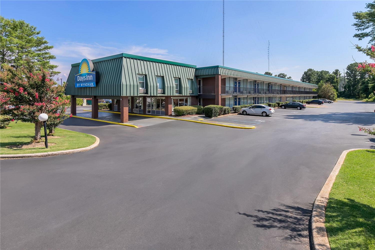 Days Inn by Wyndham Seneca 22/25