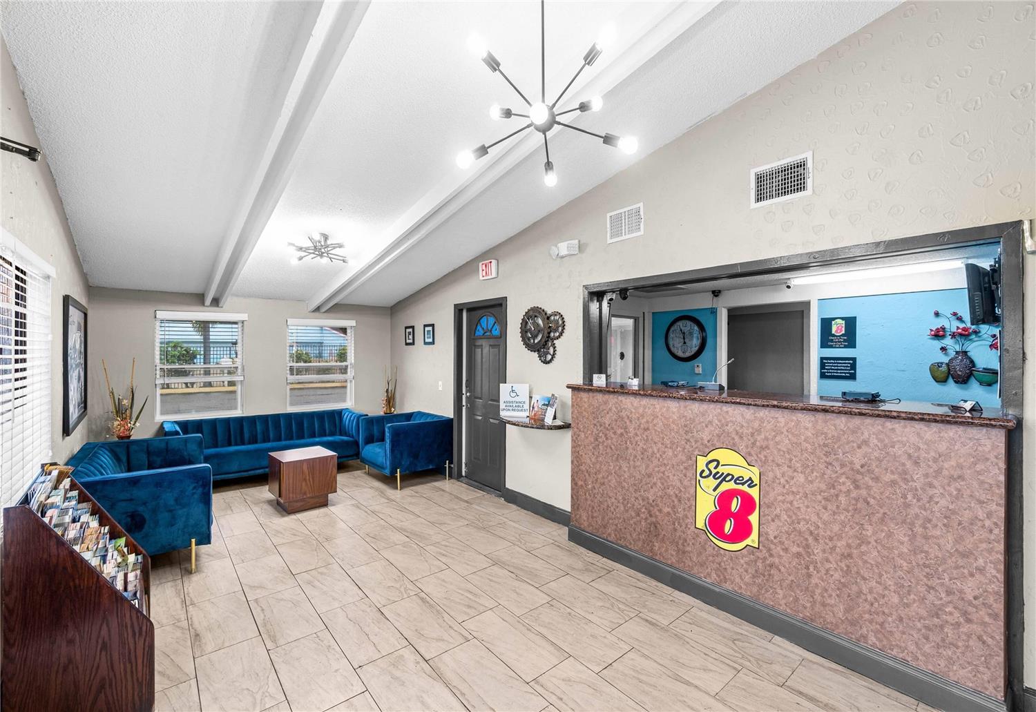 Super 8 By Wyndham Lantana West Palm Beach 9/34