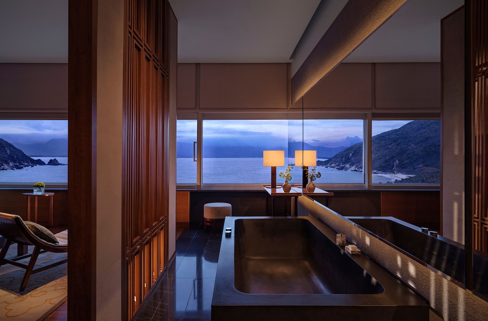 PARK HYATT SANYA SUNNY BAY RESORT 45/71
