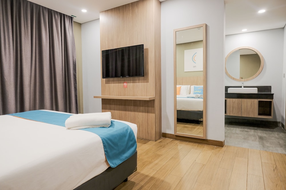 Sans Hotel Puri Indah Jakarta 28/62
