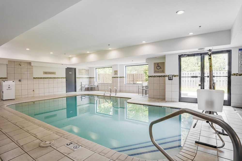Country Inn & Suites by Radisson, Savannah Southside 38/67