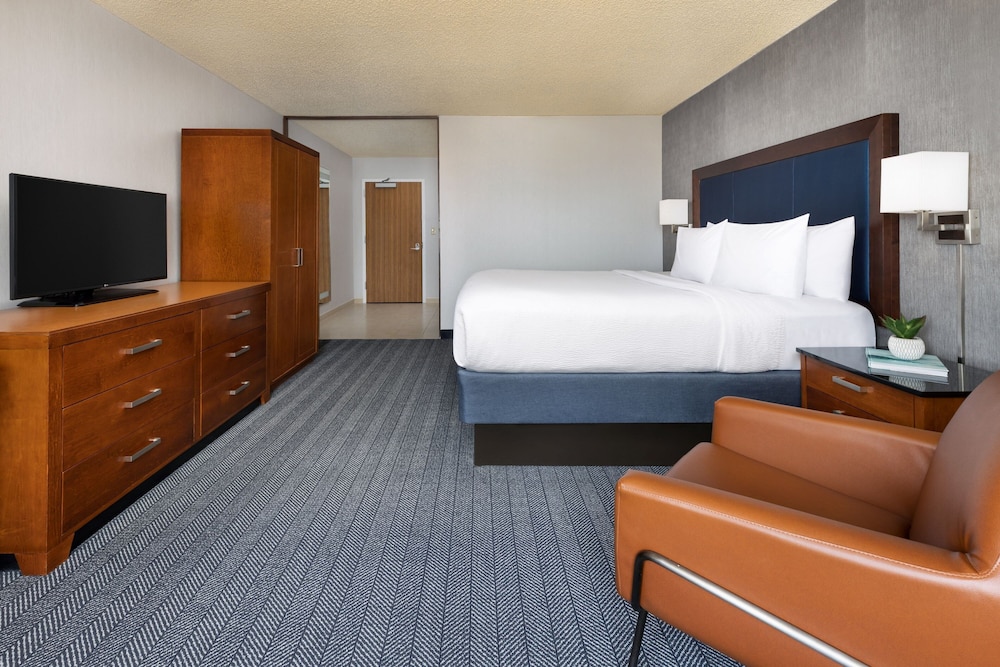 غرفة بسرير كينج بإطلالة على المدينة، Courtyard by Marriott Atlantic City Beach Block 3/7