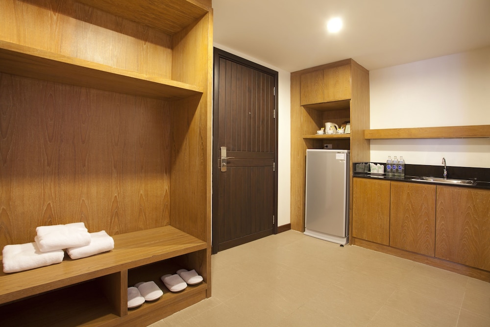 Areca Lodge 22/73