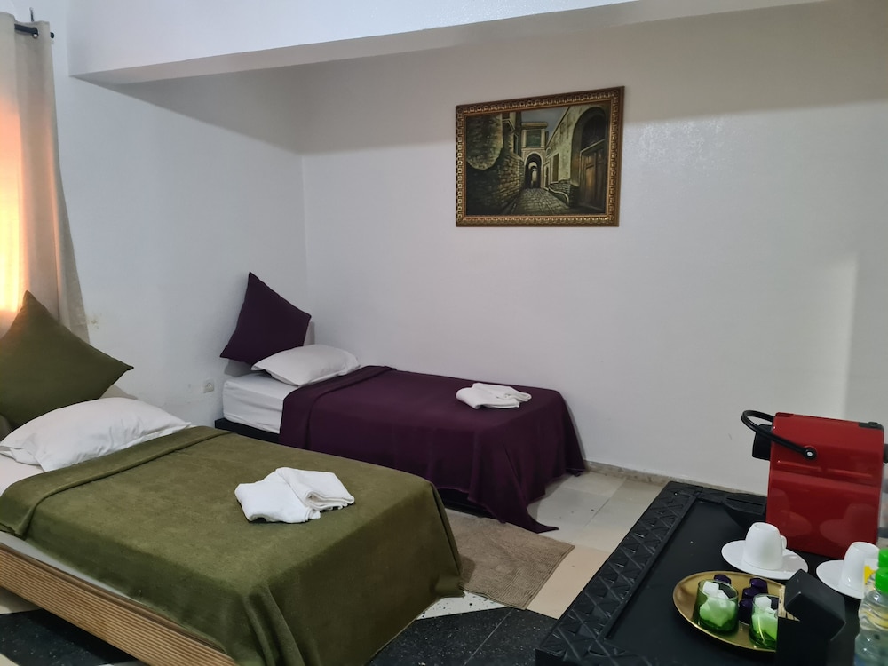 Appart Hotel Larbi 16/45