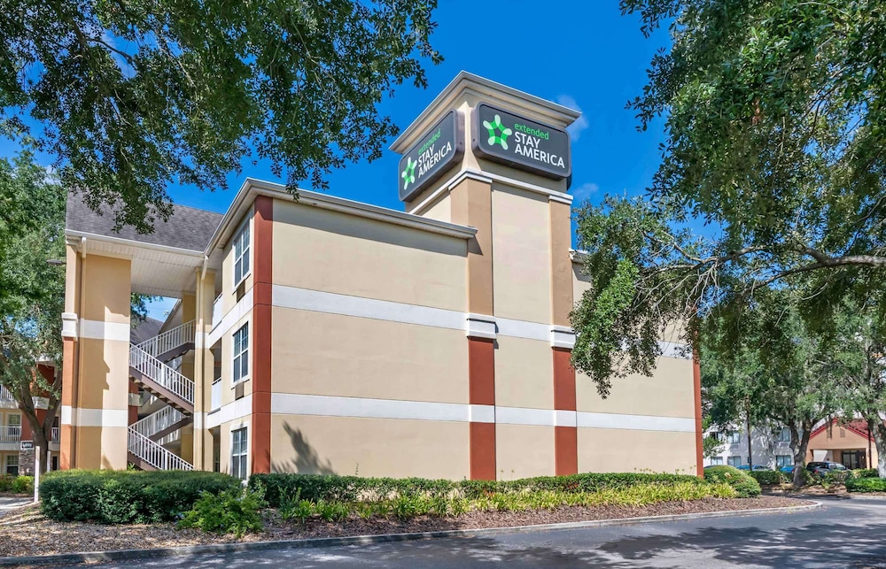 Extended Stay America Select Suites Gainesville I-75 2/33