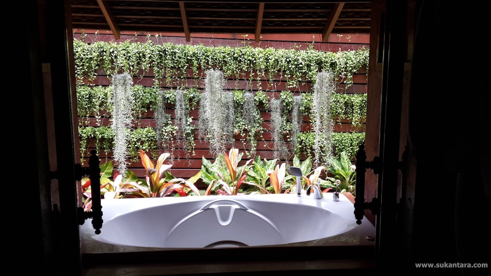 SUKANTARA CASCADE RESORT 49/50