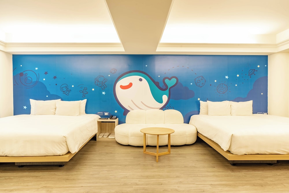 Hotel Papa Whale-Kaohsiung Formosa Boulevard 6/32