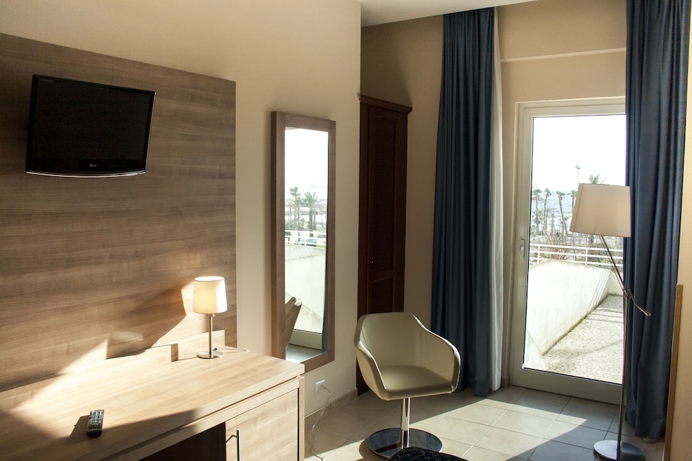 Mediterraneo Hotel 26/34