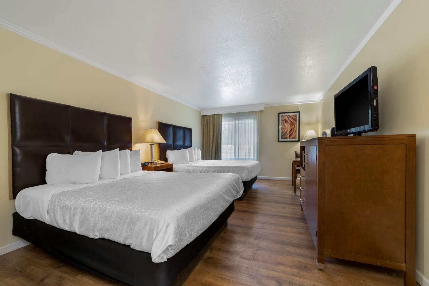 Best Western Plus Northwoods Inn 17/80
