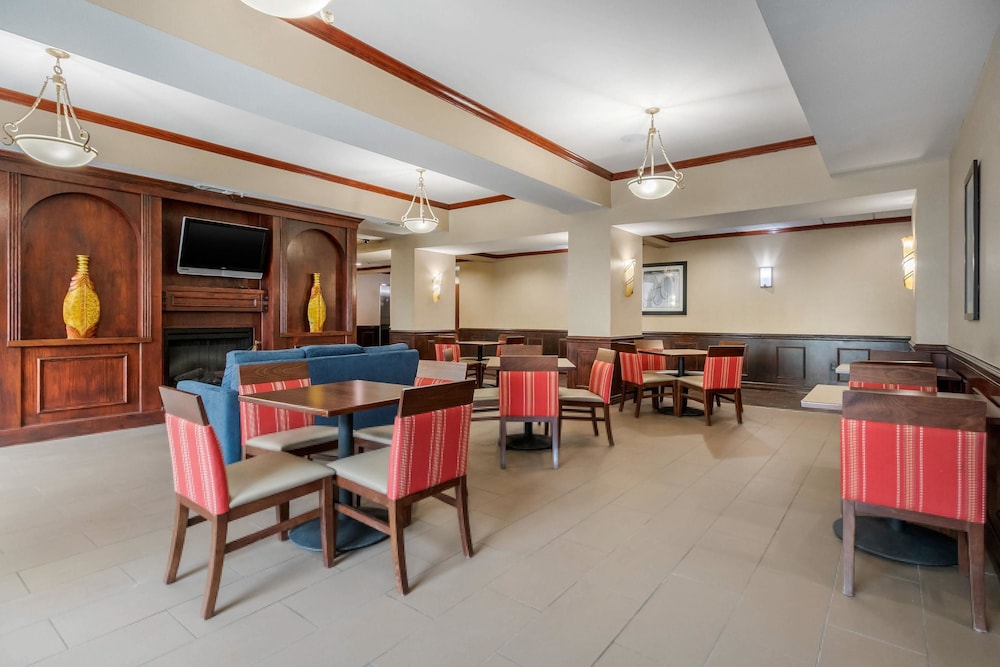 Comfort Suites Corpus Christi Central 23/34