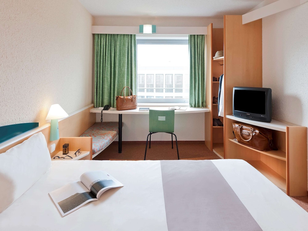 Ibis Madrid Alcorcon Tresaguas 14/44