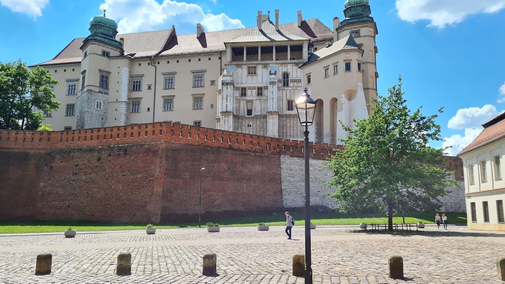 Cracow Central Aparthotel 41/50