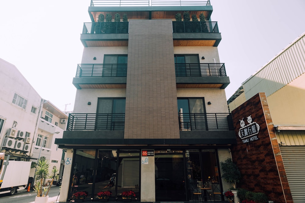 Tianli Hotel 2/68