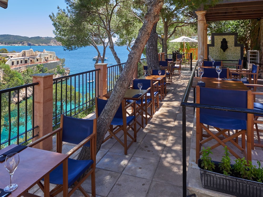 Petit Cala Fornells 24/50