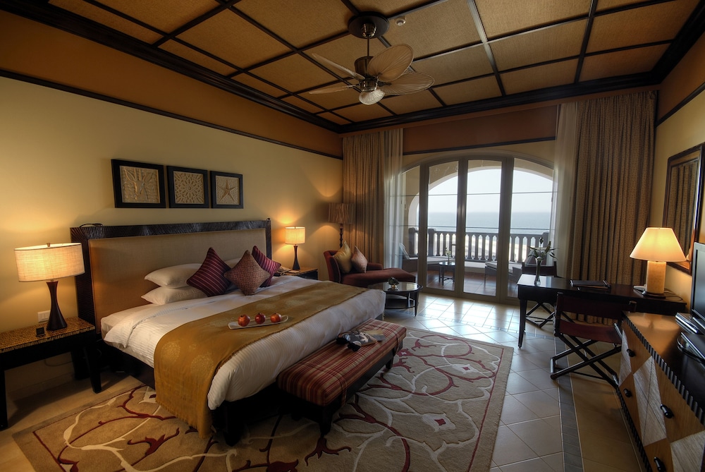 Desert Islands Resort & Spa by Anantara 13/72